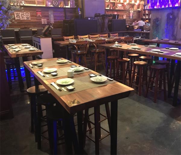 深圳梨渦淺笑Live音樂現(xiàn)場餐廳家具